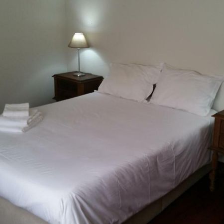 Barra'S Beach Apartment Bagian luar foto
