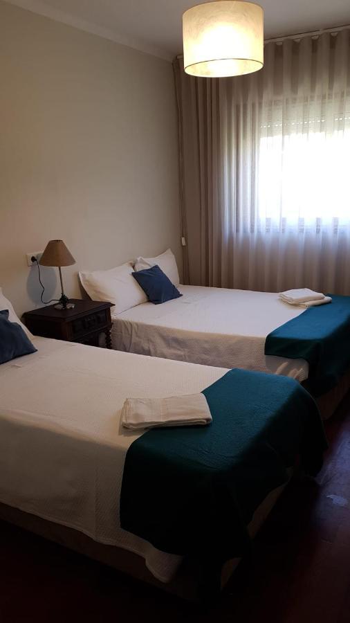 Barra'S Beach Apartment Bagian luar foto