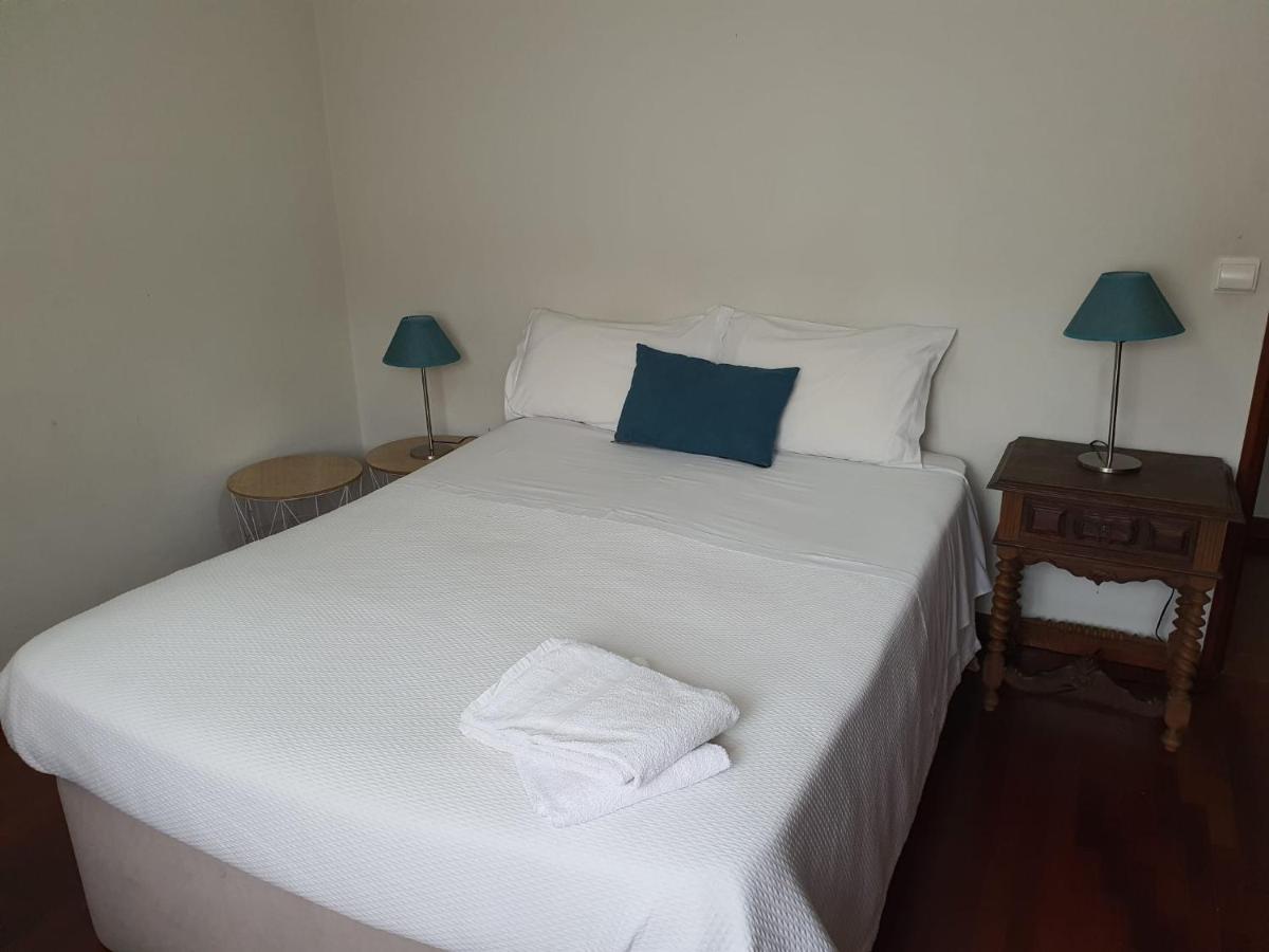 Barra'S Beach Apartment Bagian luar foto