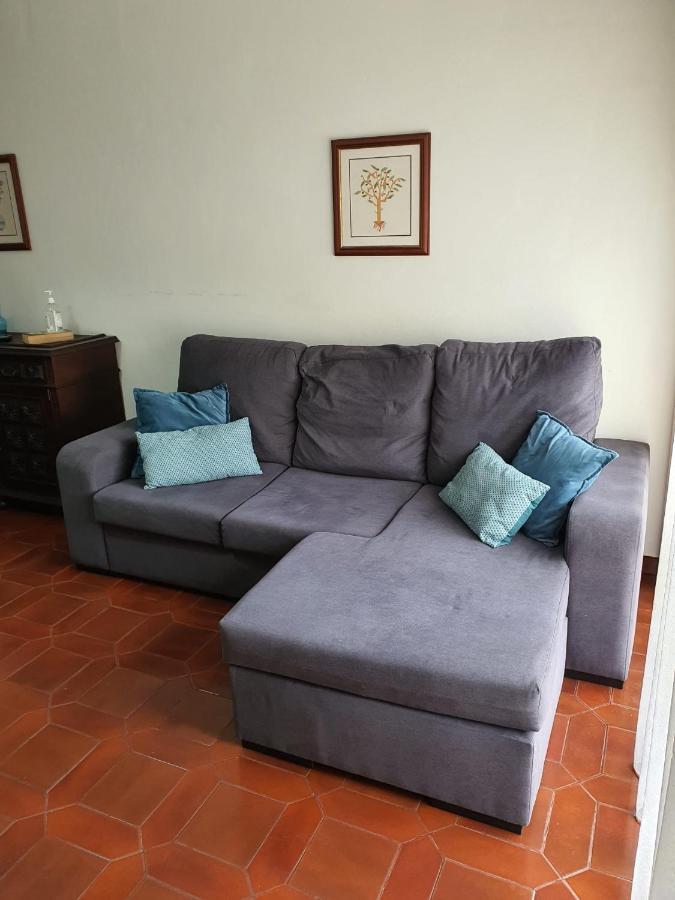 Barra'S Beach Apartment Bagian luar foto