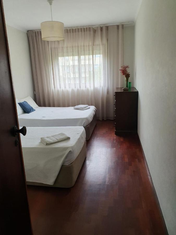 Barra'S Beach Apartment Bagian luar foto