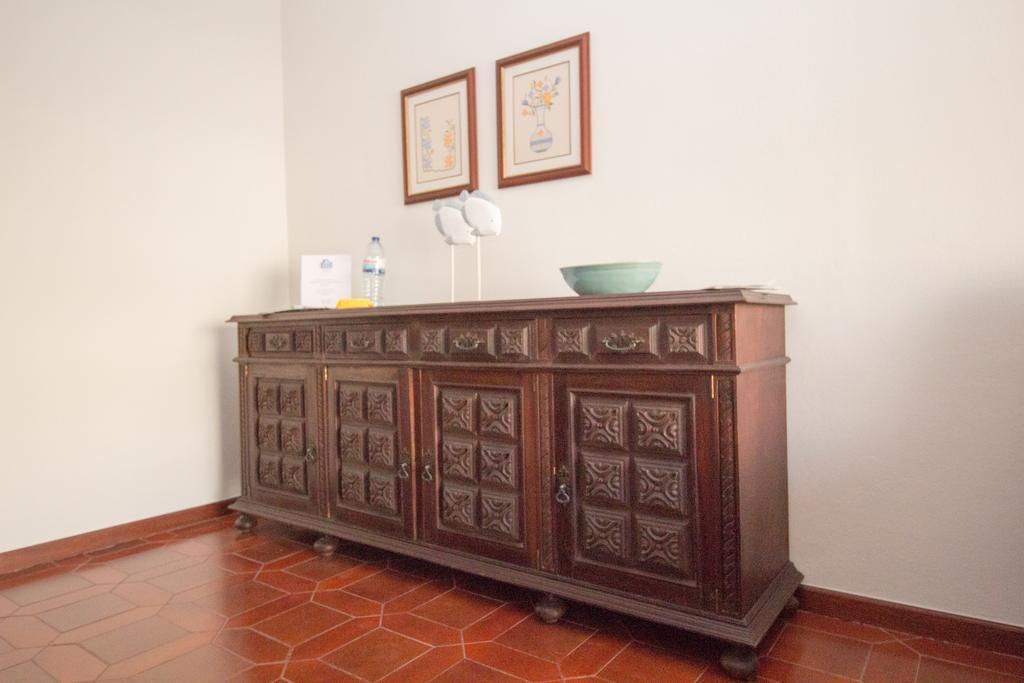 Barra'S Beach Apartment Bagian luar foto